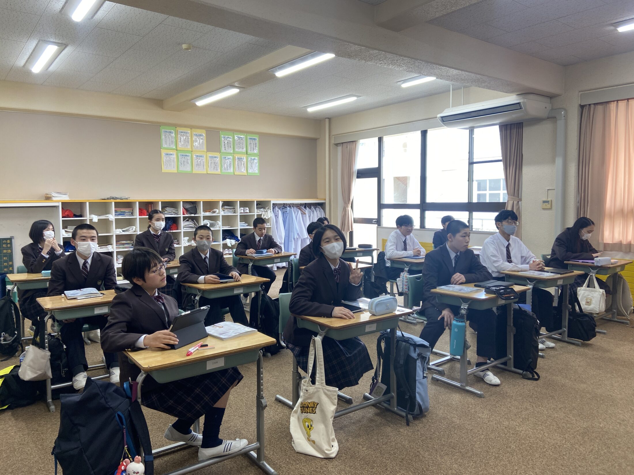 🦆報告：中学2年生理科の実験🧪 - 聖ドミニコ学院中学校高等学校